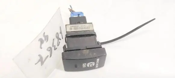 Traction control (ASR) switch
