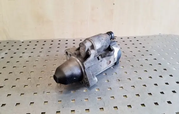 Honda CR-V Starter motor M002T85672 MHG023