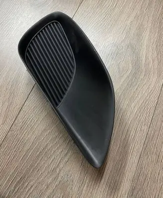 Toyota Yaris Front tow hook cap/cover 5212752390 T02599105 PTY99066CAR