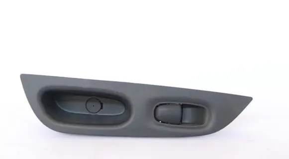 Nissan X-Trail T32 Electric window control switch 829614CE0A