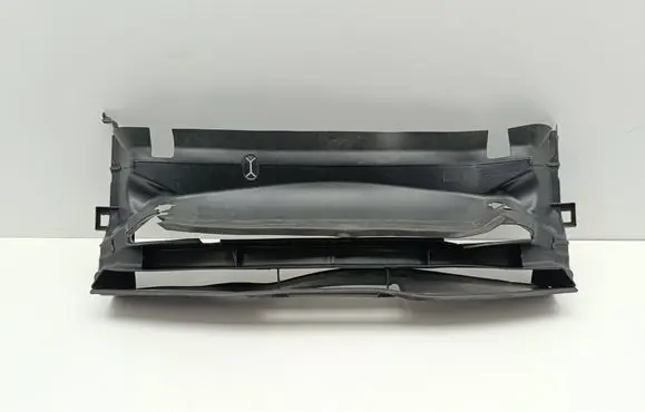 BMW 2 F22 F23 Radiator cooling fan shroud 15677210 7290604