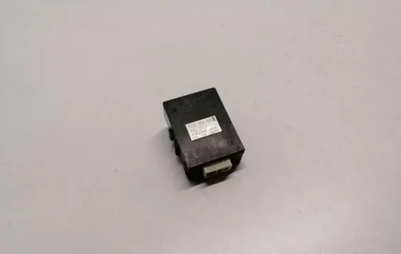 Suzuki Grand Vitara I Central body control module 3888565D00 NA01078323 LNA0107