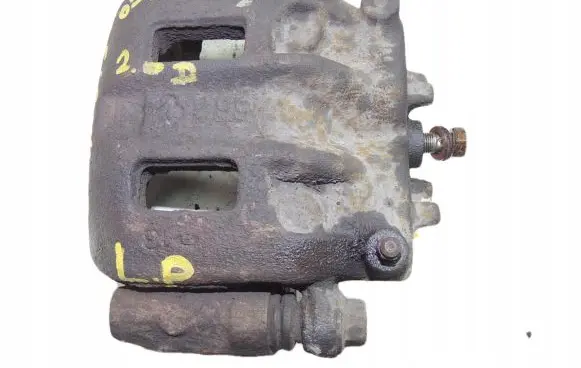 Mitsubishi Grandis Front brake caliper