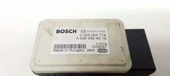 Mercedes-Benz Sprinter W906 ESP acceleration yaw rate sensor A0065424218 0265005774