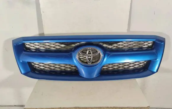 Toyota Hilux (AN10, AN20, AN30) Front grill 531000K020 531000K030 531000K160