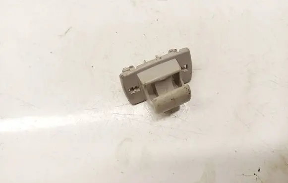 Sun visor clip/hook/bracket