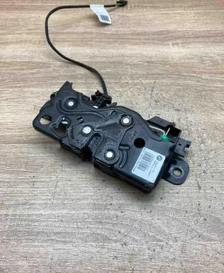 Peugeot 106 Ignition distributor C33240106 D40983107