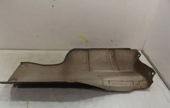 Nissan NV200 Battery tray heat shield 