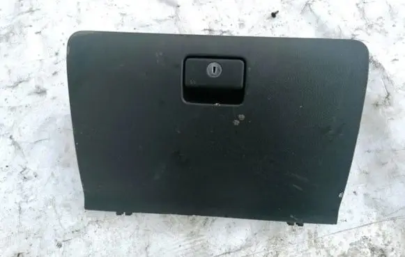 Toyota Corolla Verso AR10 Glove box 555510F010 55551-0F010
