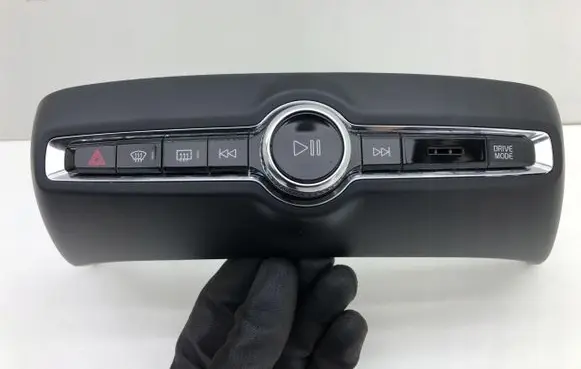 Volvo XC40 Head unit multimedia control 