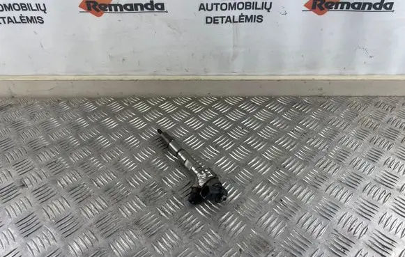 Volkswagen PASSAT B8 Fuel injector 04L130277AC