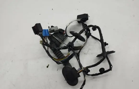Ford Kuga I Front door wiring loom 8V4T14K138