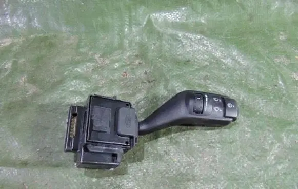 Ford C-MAX I Wiper control stalk