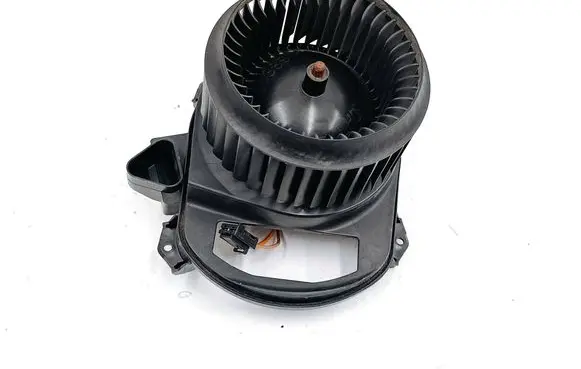 Mercedes-Benz GLA W156 X156 Heater fan/blower A2469061601