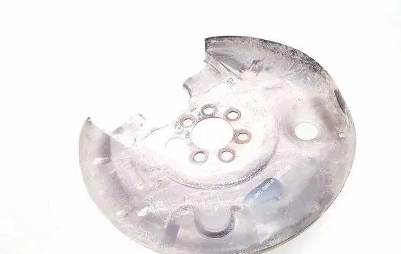 Volkswagen PASSAT B4 Rear brake disc plate dust cover 6115433