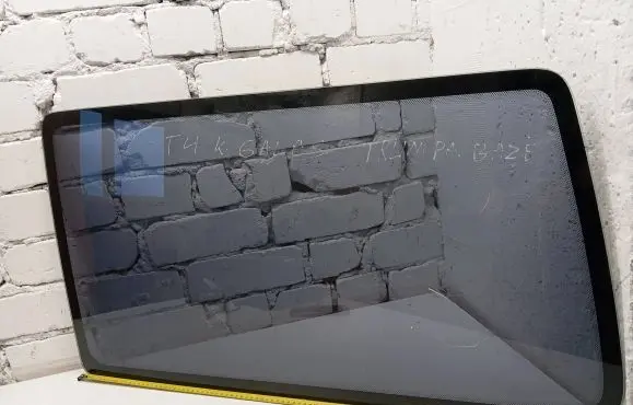Volkswagen Multivan T4 Rear side window 43R001025 43R001005