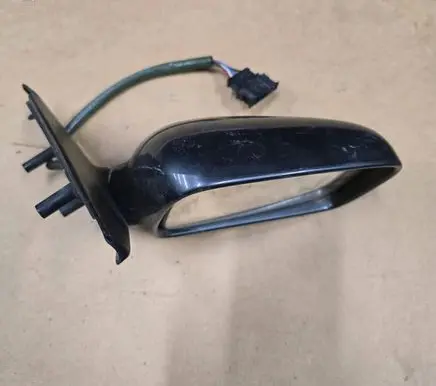 Front door electric wing mirror