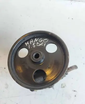 Renault Kangoo I Power steering pump 7700420305A