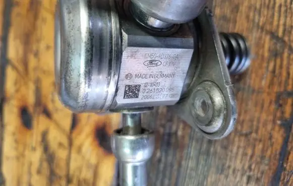 Ford Fiesta Fuel injection high pressure pump CM5G9D376GA 0261520095 200621977