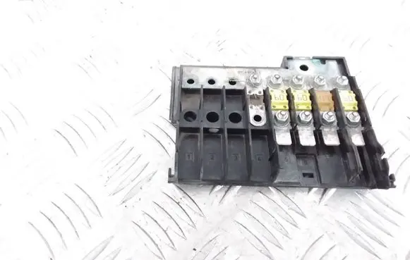 Ford Fiesta Fuse module 5607000630