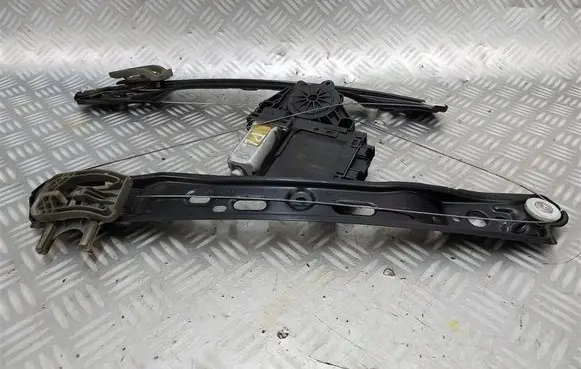 Volvo XC40 Front door electric window regulator 31674755