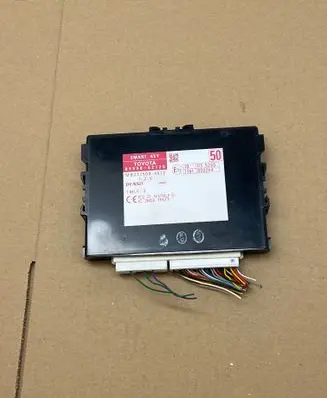 Toyota Auris 150 Keyless (KESSY) go control unit/module 8999002120 MB2325004622