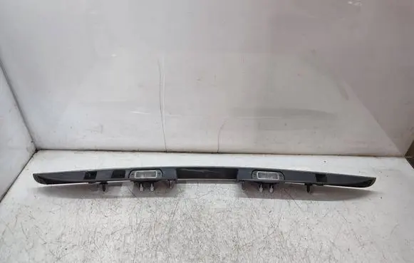 Mercedes-Benz ML W164 Trunk door license plate light bar 1647400893