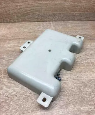 BMW 6 F12 F13 Aerial antenna amplifier 6957348 21367510