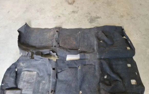 Mitsubishi L200 Interior carpet 