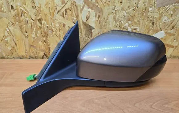 Front door electric wing mirror