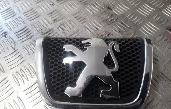 Peugeot Partner Manufacturer badge logo/emblem 9644759077