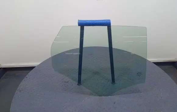 Volvo V40 Rear door window glass