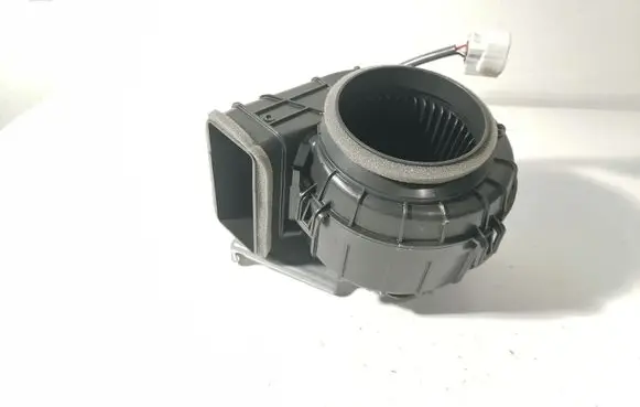 Lexus ES 250 - 300 - 330 Hybrid/electric vehicle battery fan G923033050
