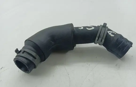Mercedes-Benz B W245 Engine coolant pipe/hose A6400100882