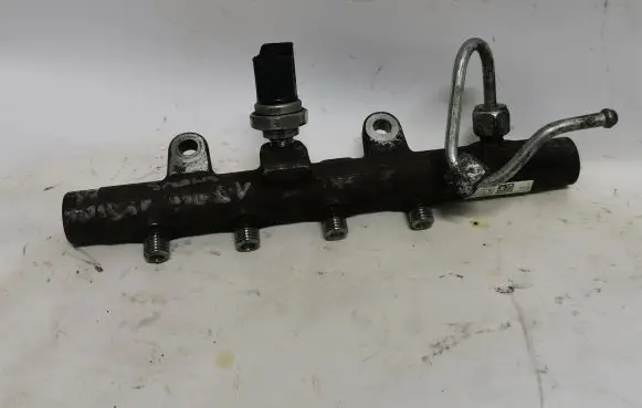 Renault Laguna II Fuel main line pipe H8200296867