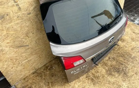 Subaru Outback Tailgate/trunk/boot lid