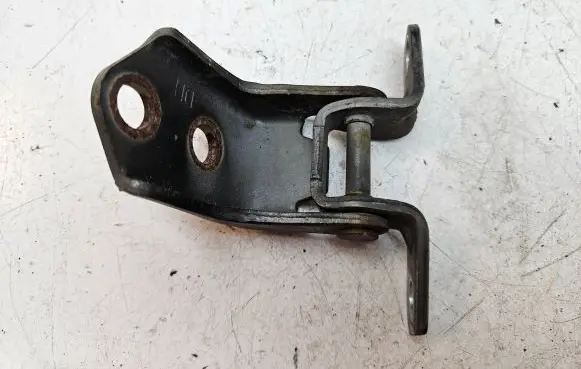 Mazda 2 Front door upper hinge