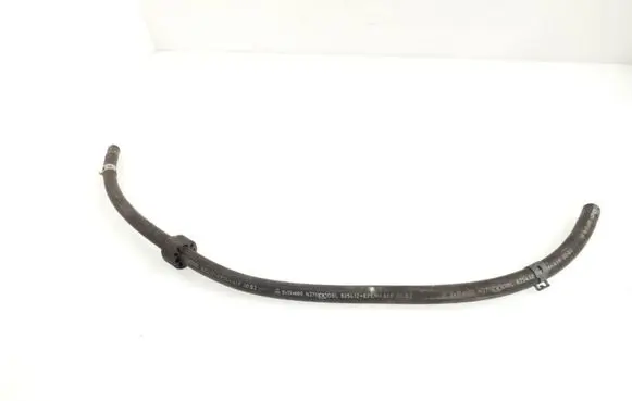 Mercedes-Benz C W203 Engine coolant pipe/hose