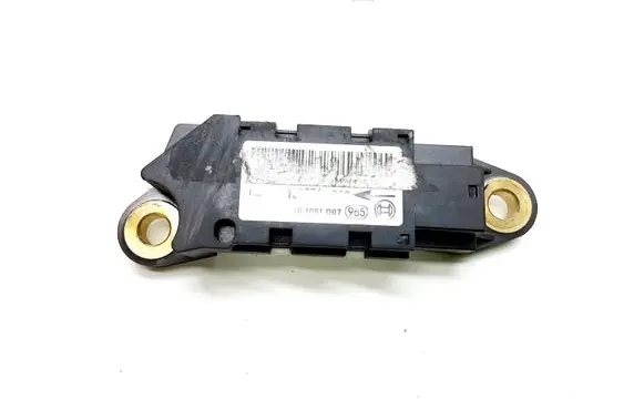 Mercedes-Benz E W211 Airbag deployment crash/impact sensor 0018209126