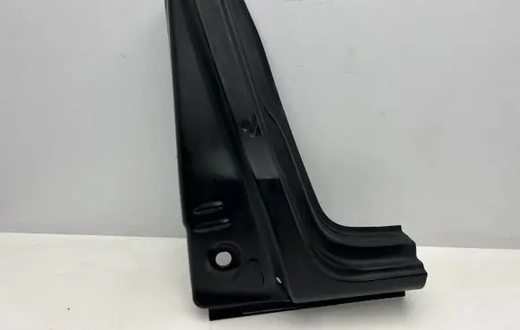 Volkswagen Amarok (A) pillar trim