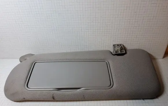 KIA Sorento Sun visor