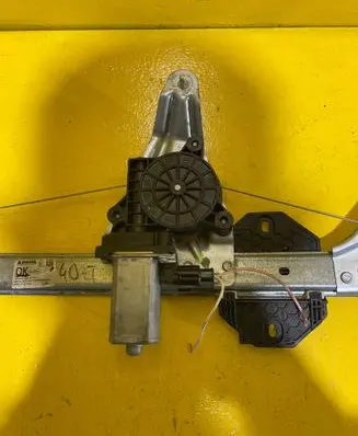 Rear door window regulator with motor