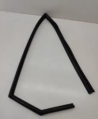 KIA Optima Rubber seal rear door window/glass 