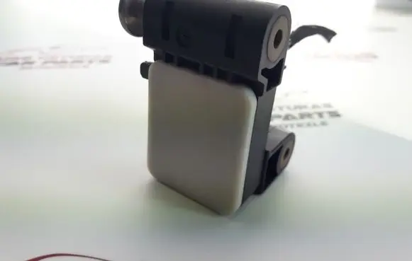 BMW 1 E81 E87 Airbag deployment crash/impact sensor 6911003