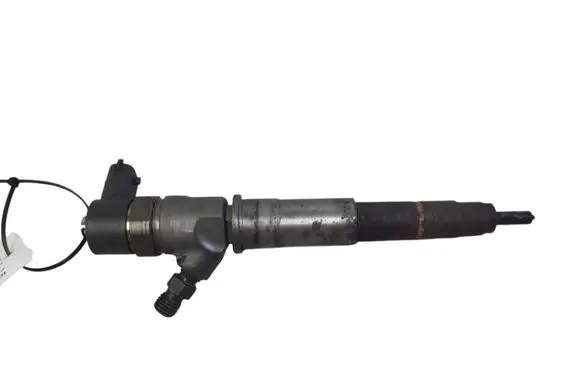 Renault Master III Fuel injector 0445110375 H82912226