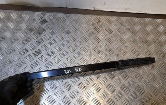BMW 7 F01 F02 F03 F04 Rear door window/glass frame 7185236