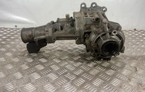 Mitsubishi Outlander Gearbox transfer box case 3200A067