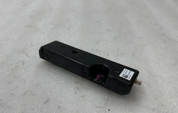 Tesla Model X Bluetooth antenna 159468700E ED323193001667