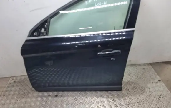 Volvo XC60 Front door