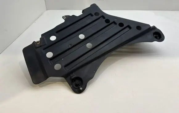 Seat Arona Engine splash shield/under tray 6F0825205